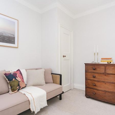 Beautifully Presented Centrally Located Studio Apartment Londres Extérieur photo