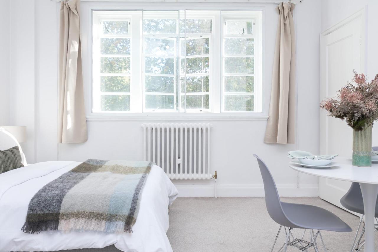 Beautifully Presented Centrally Located Studio Apartment Londres Extérieur photo